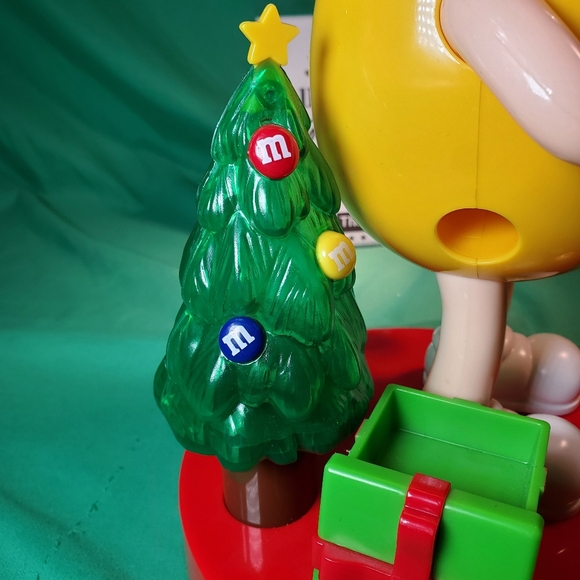 Used M&M's Yellow Character Musical Christmas Candy Dispenser w/ Light-Up Tree - Picture 8 of 12